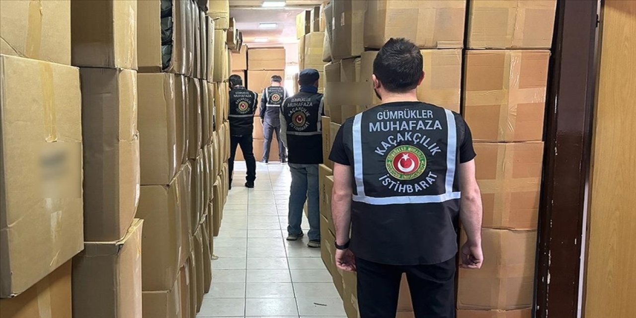 Yüklü miktarda uyuşturucu madde ele geçirildi