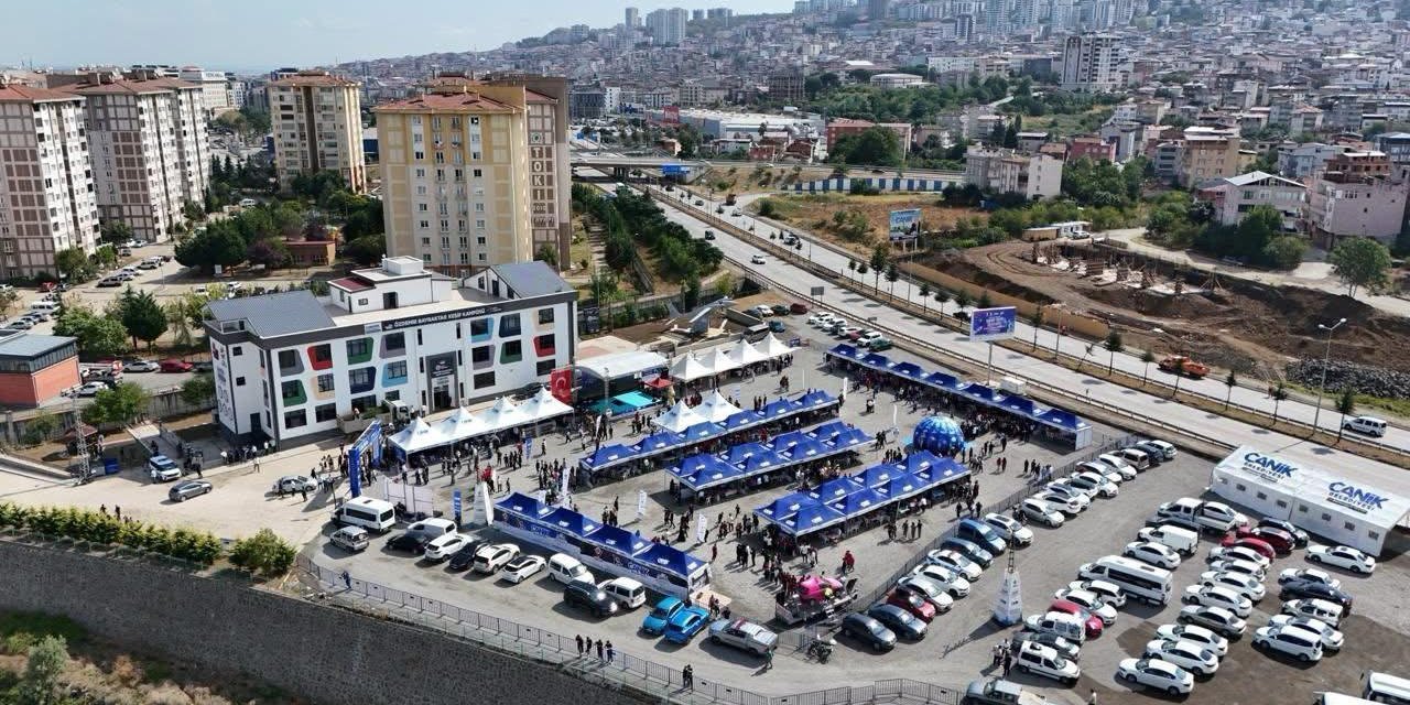 Canik'te binlerce kişi yapay zeka teknolojileriyle buluştu