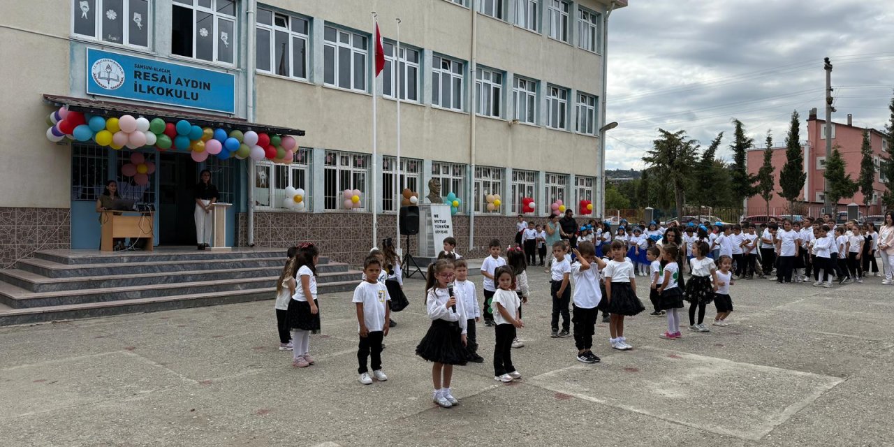 Alaçam'da İlköğretim Haftası kutlandı