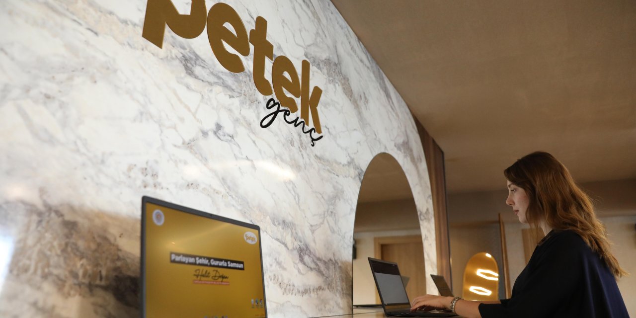 Petek Genç hizmete açıldı