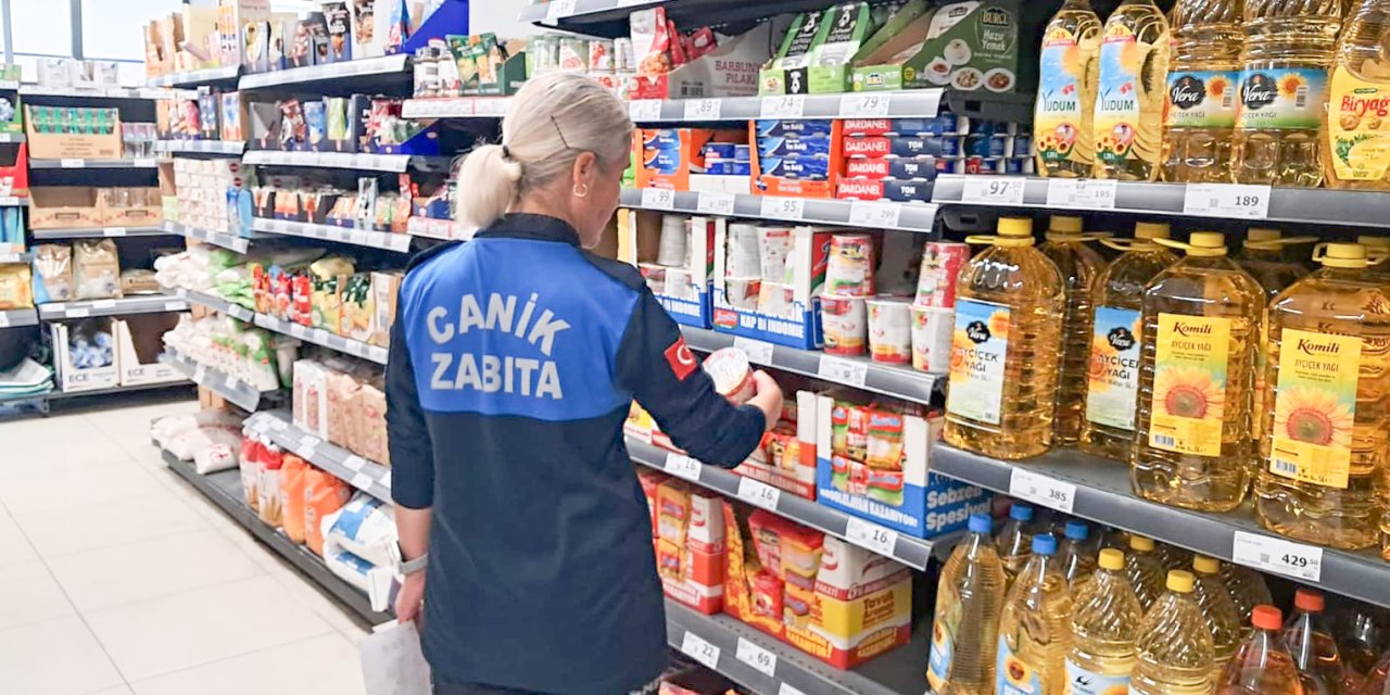 Zabıta ekiplerinden marketlere sıkı denetim