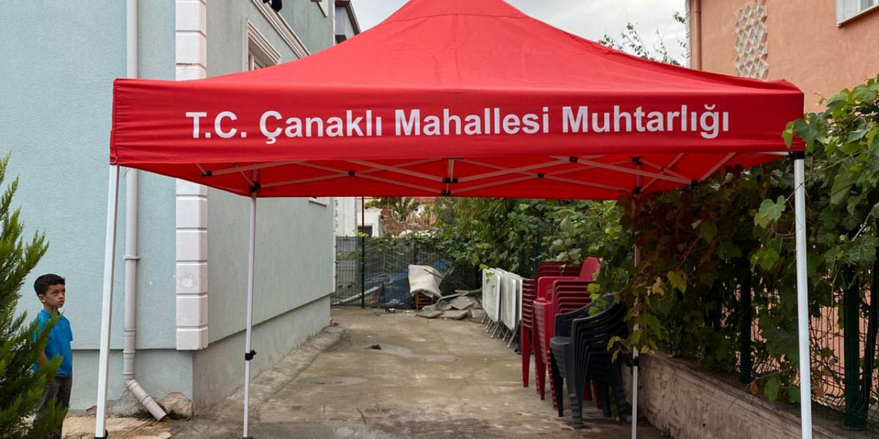Özel günler için masa sandalye hizmeti