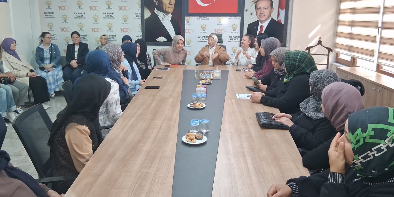 Havza Kadın Kolları istişare toplantısı düzenledi