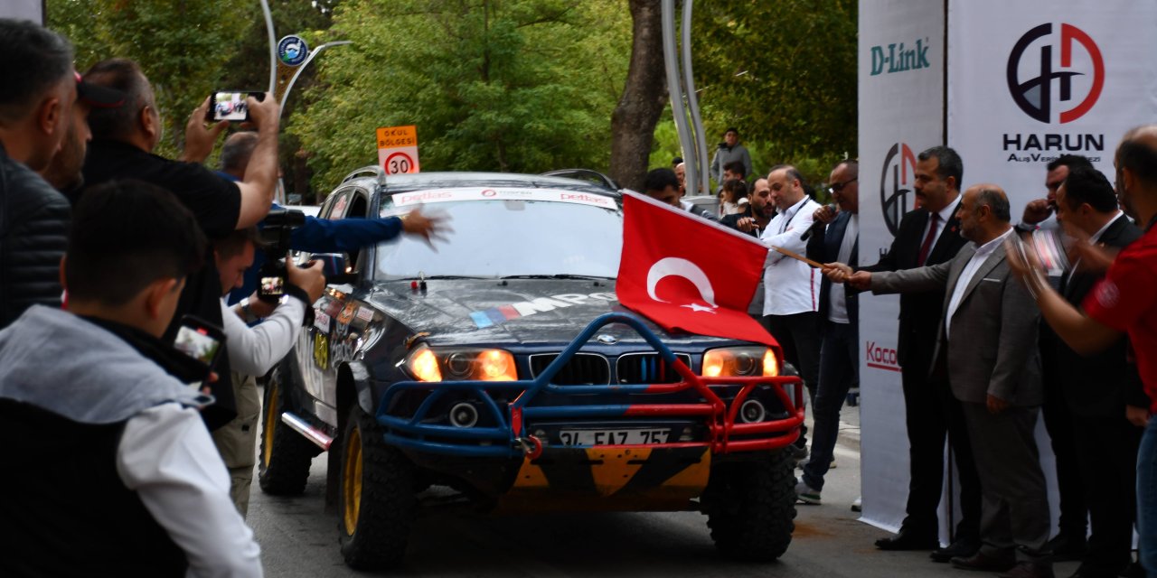 Petlas 2025 Türkiye Offroad Şampiyonası 4. Ayak Vezirköprü Yarışı başladı