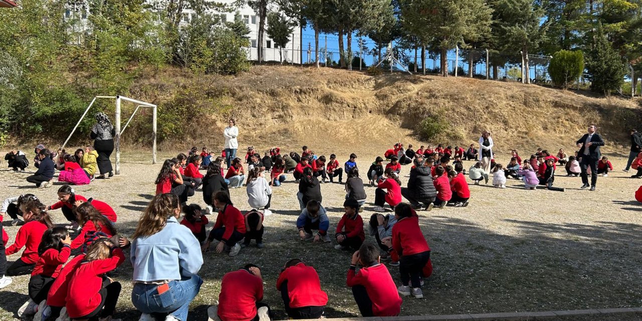 Deprem ve yangın tatbikatı yapıldı