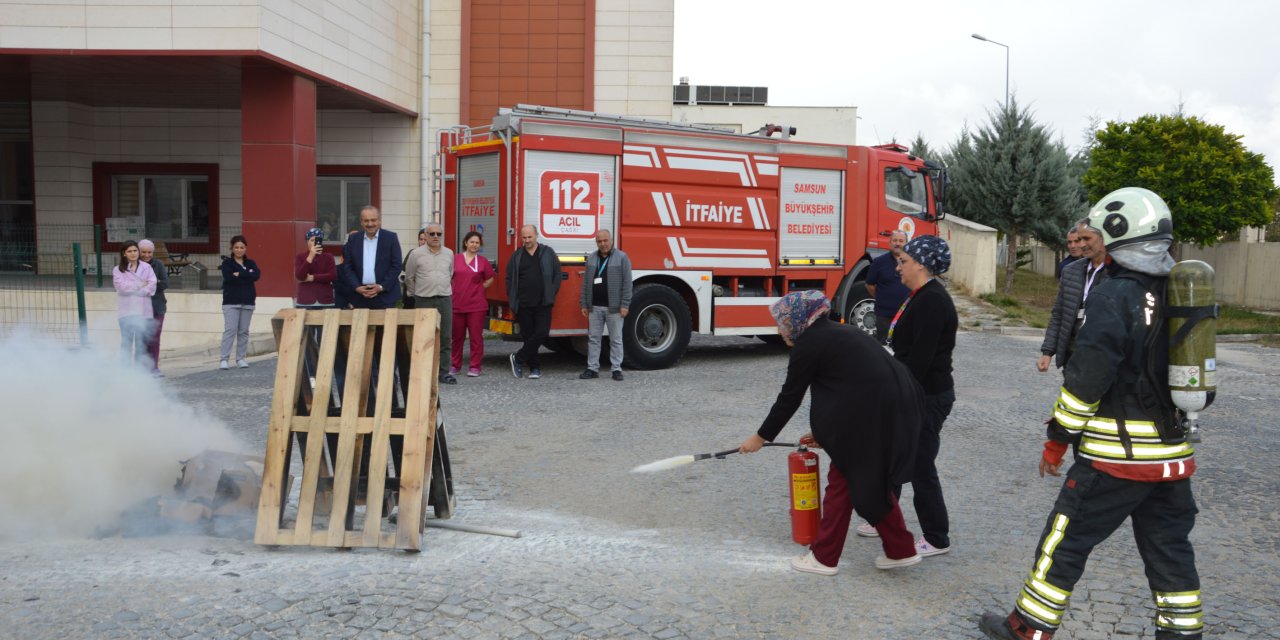 Hastanede yangın tatbikatı yapıldı