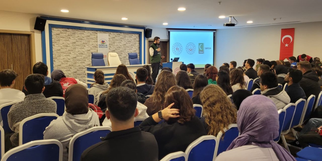 Yeşilay bağımlılıkla mücadele semineri düzenledi