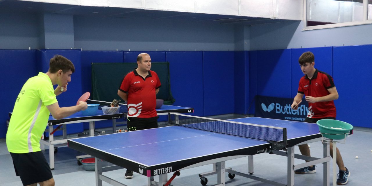 Masa tenisinde yeni madalyalar hedefliyorlar