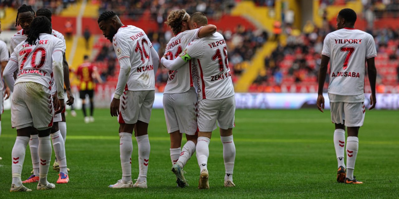 Samsunspor 3 puanı 3 golle aldı