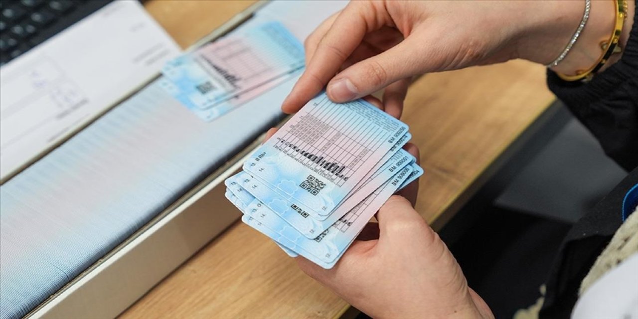Bir haftada 115 bin 135 kişi ehliyetini yeniledi