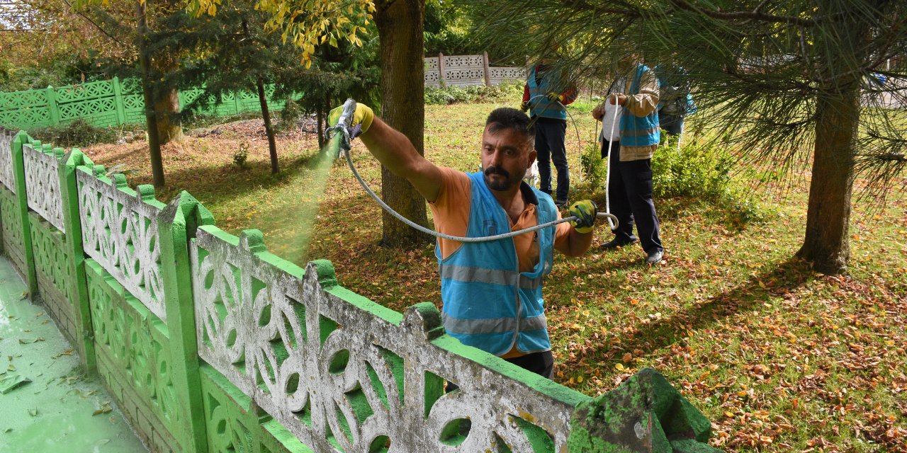 Eski yükümlü gönüllü olarak okullara hizmet ediyor