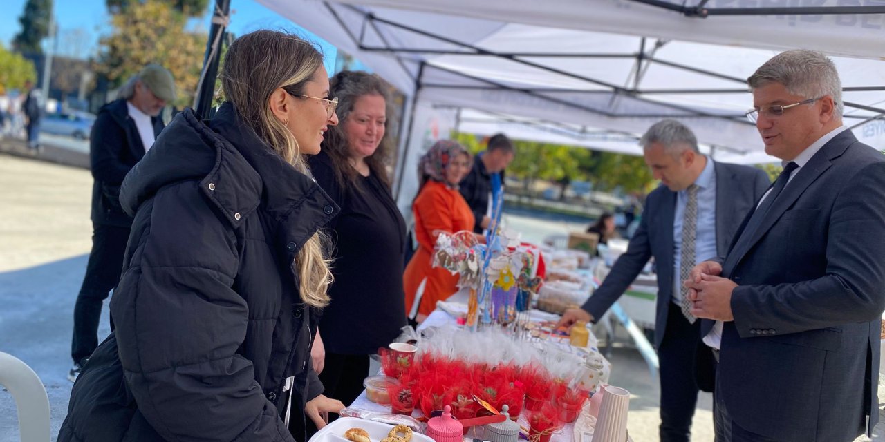 Hayır çarşısı kermesi büyük ilgi gördü