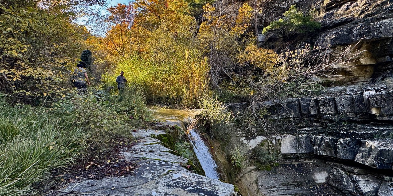 Karakütük Şelalesi ziyaretçilerini bekliyor