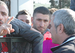 Sevgi gösterisinde bulundular