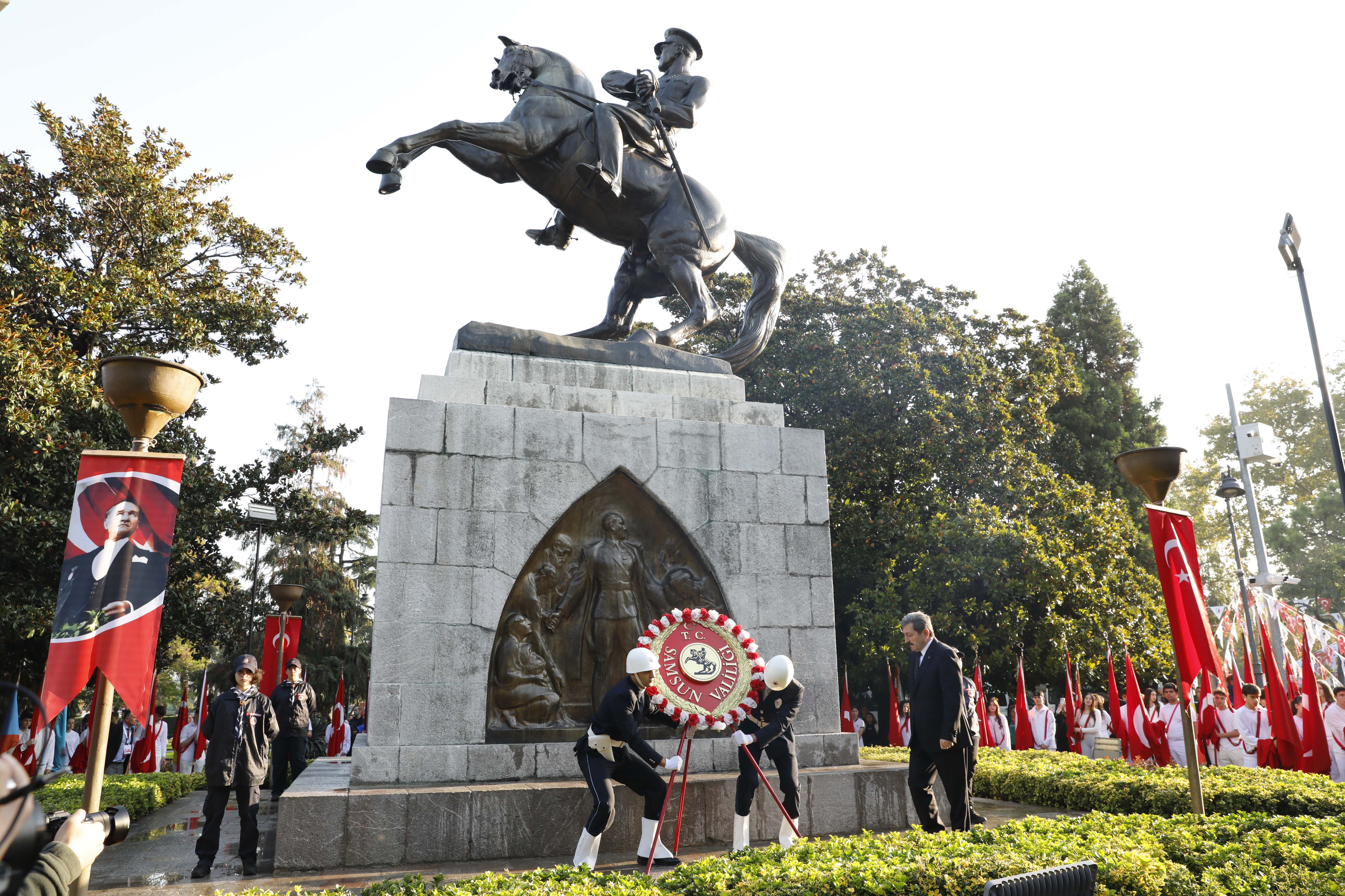 Ebediyete intikalinin 87.yılında anıldı