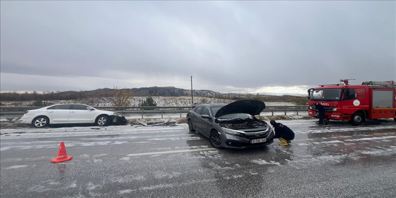 Trafik kazalarında 10 kişi yaralandı