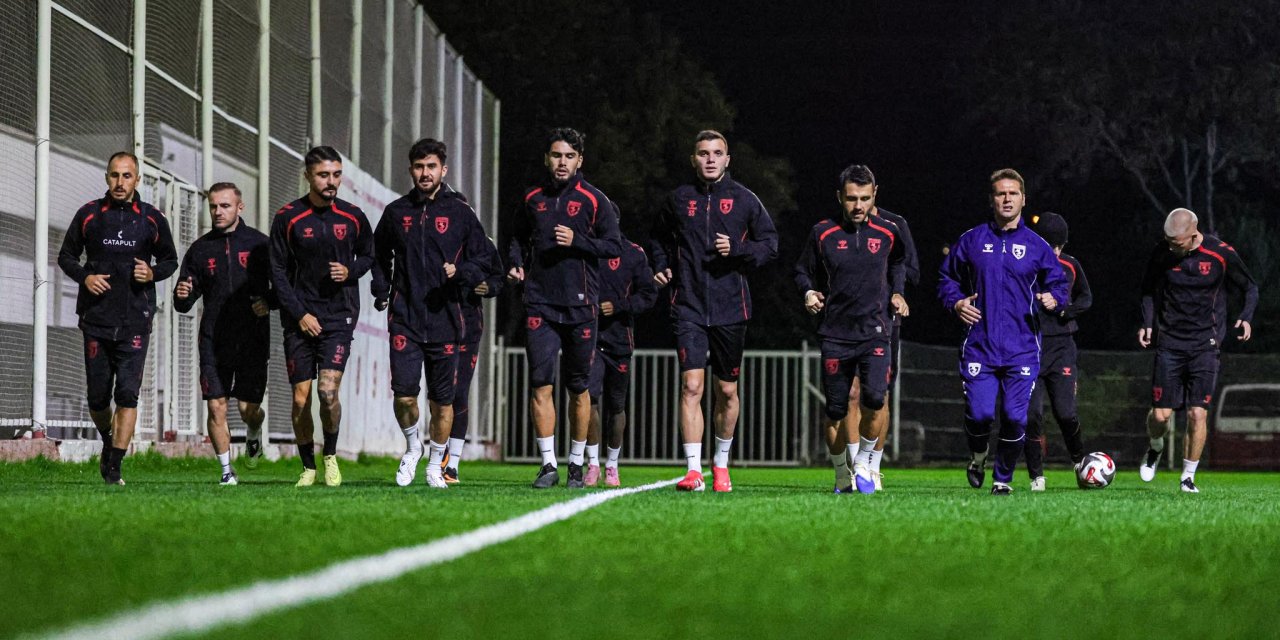 Beşiktaş mesaisi sürüyor