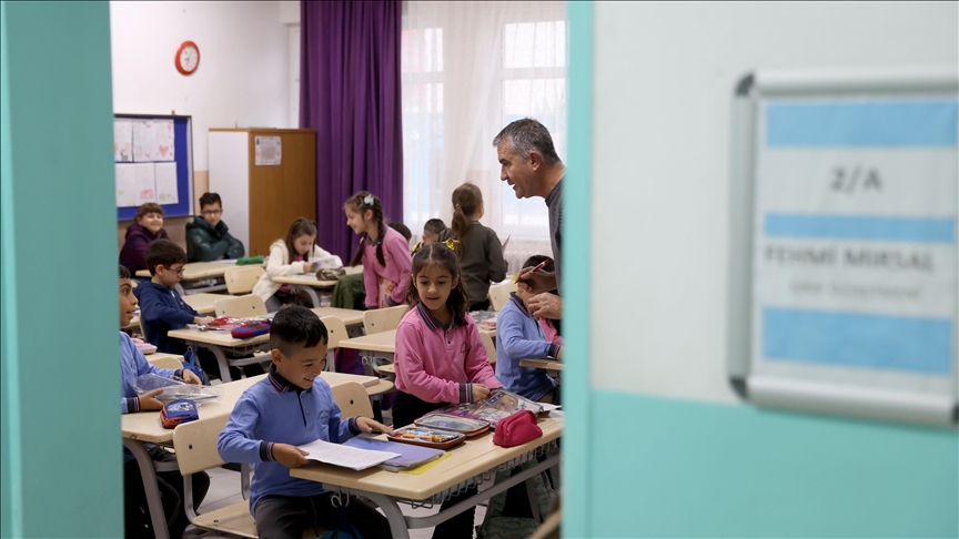 İlk ders zili çaldı