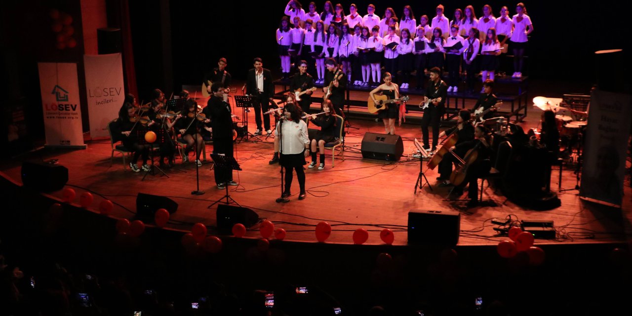 Samsun'da LÖSEV farkındalık etkinliği düzenlendi