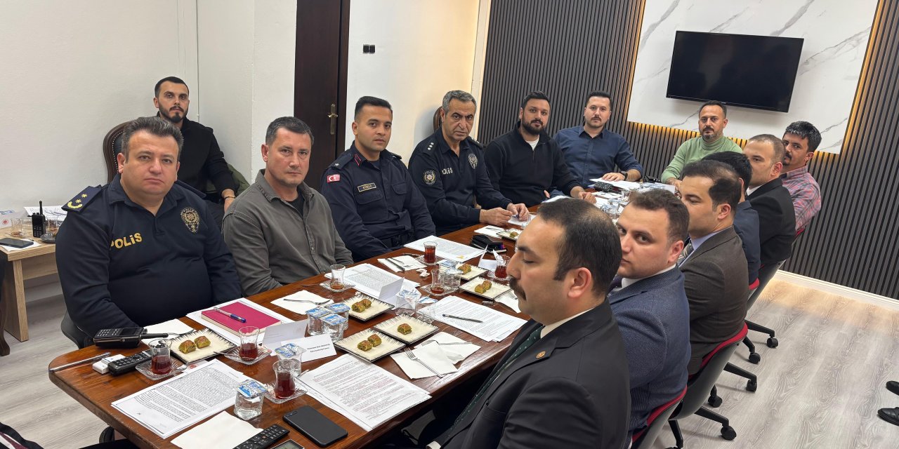 Güvenlik birimlerinin katılımıyla toplantı düzenlendi