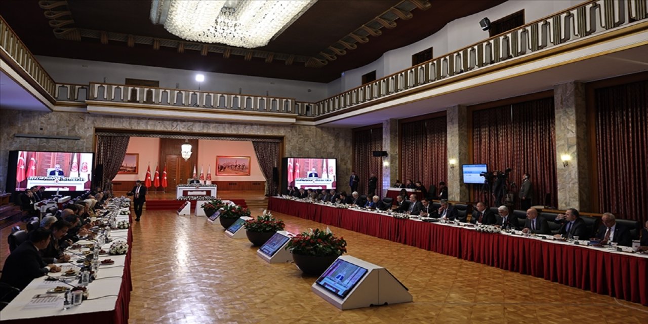 5’te 3 çoğunlukla İmralı'ya gitme kararı alındı