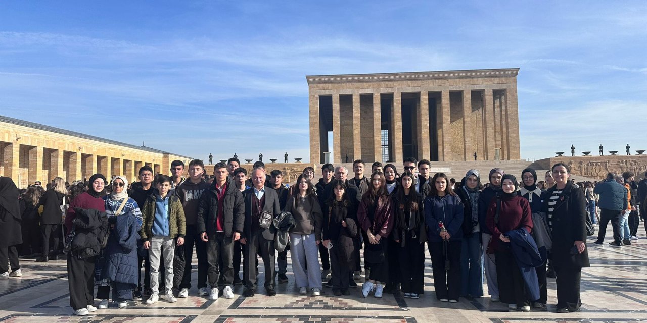 Alaçam'da lise öğrencileri Ankara'yı ziyaret etti