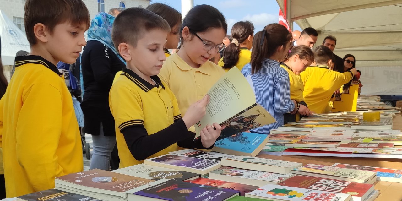 "Salıpazarı 1. Kitap Günleri" kitapseverlerle buluştu