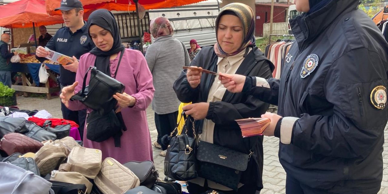 Salıpazarı'nda polis ekipleri KADES'i anlattı