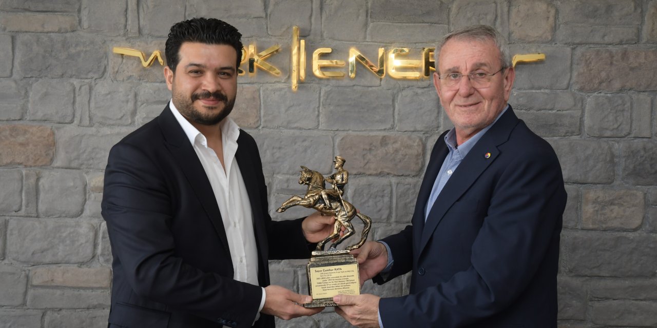 Murzioğlu, Türkiye 27’ncisi CRK Enerji’yi kutladı