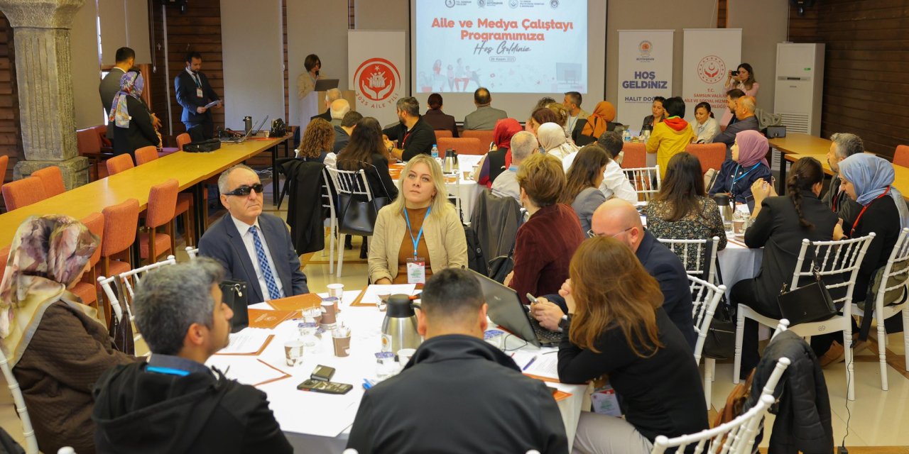 Dijital çağda aileler için yol haritası belirleniyor