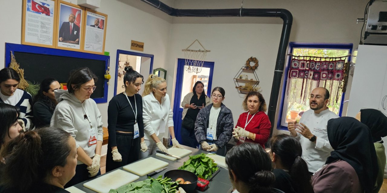 Genç AR-GE Anne-Kız Keşif Kampı Atakum’da düzenlendi