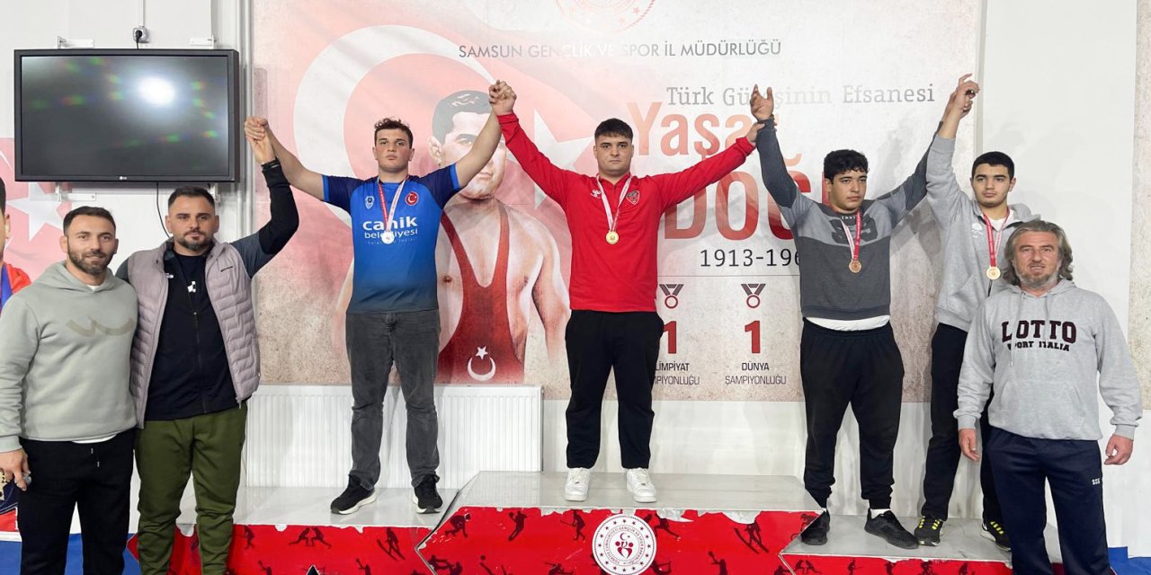 Canikli sporcular şampiyonaya damga vurdu