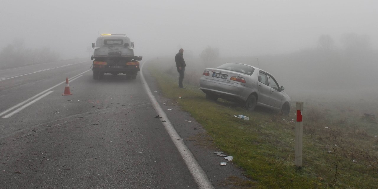 Trafik kazasında 3 kişi yaralandı