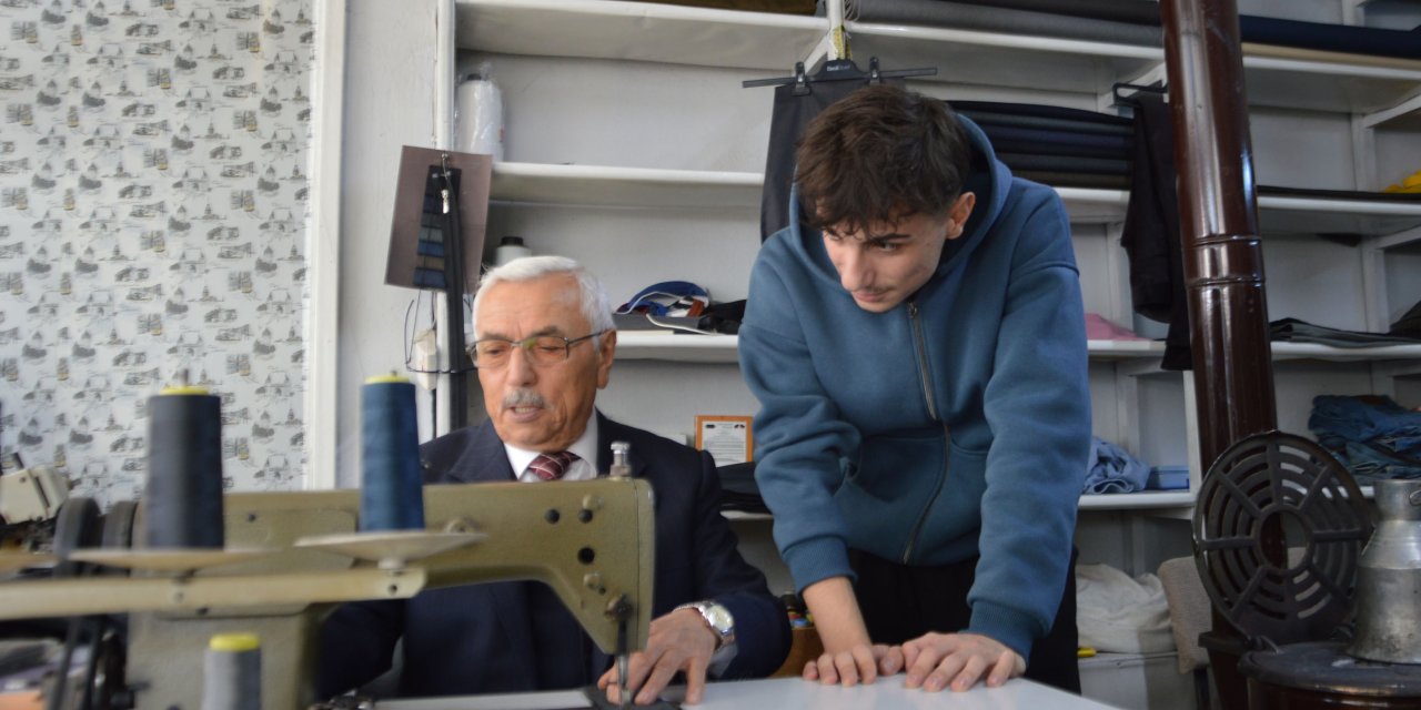 Lise öğrencileri meslek ustalarıyla buluştu