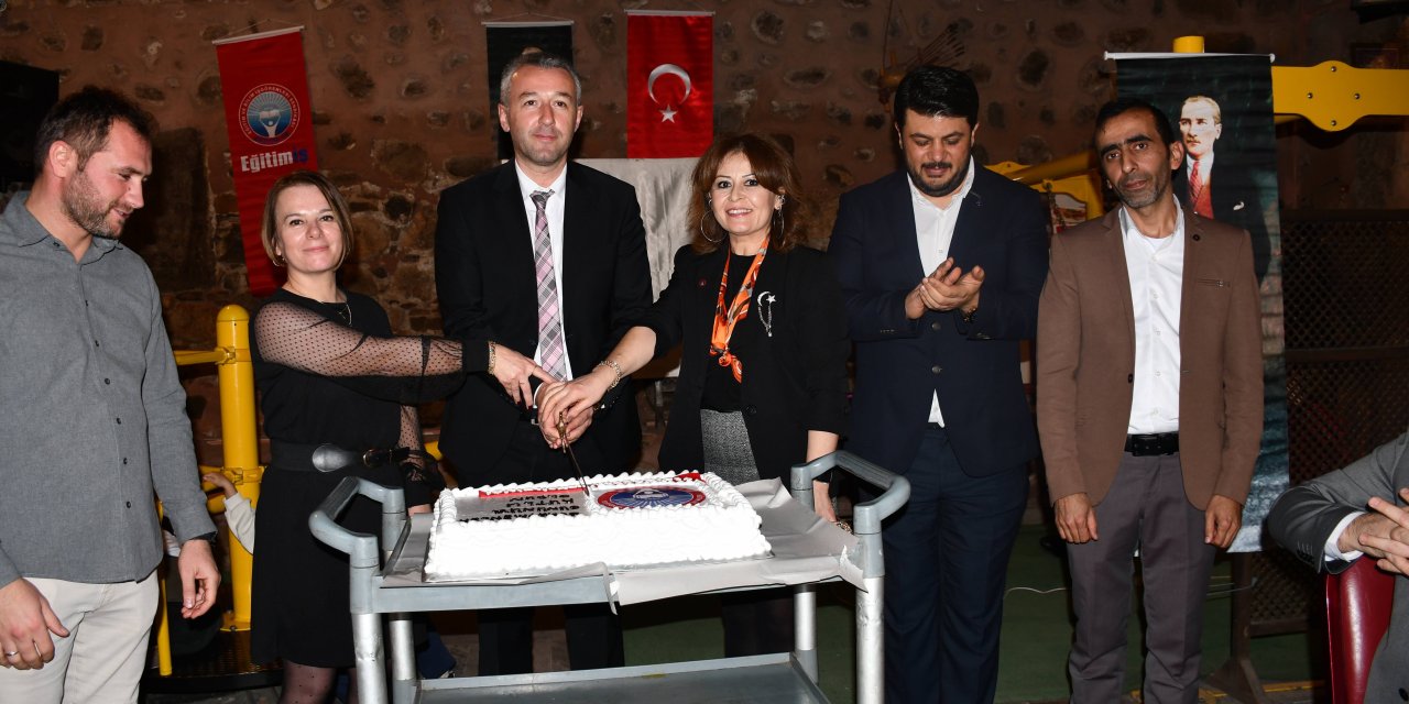 Vezirköprü'de kutlama programı düzenlendi