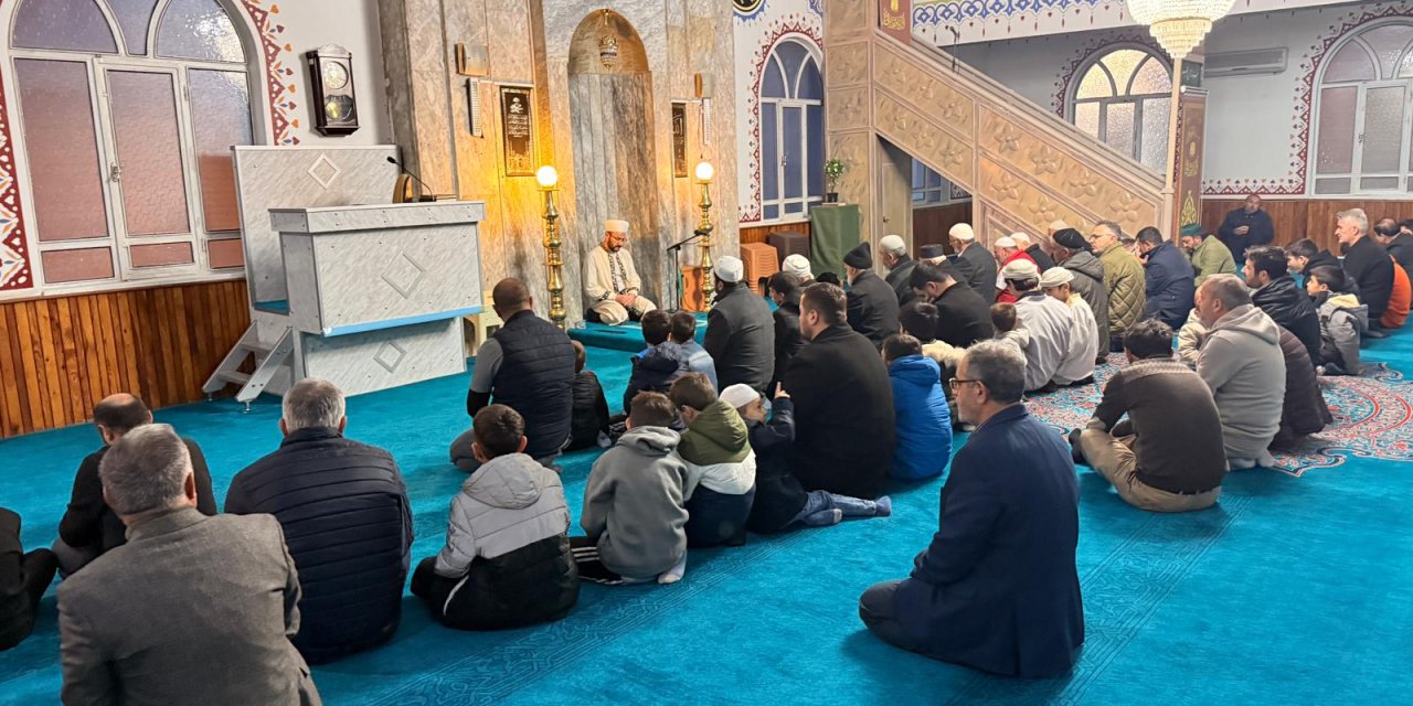 Baba-oğul sabah namazı buluşması gerçekleştirildi