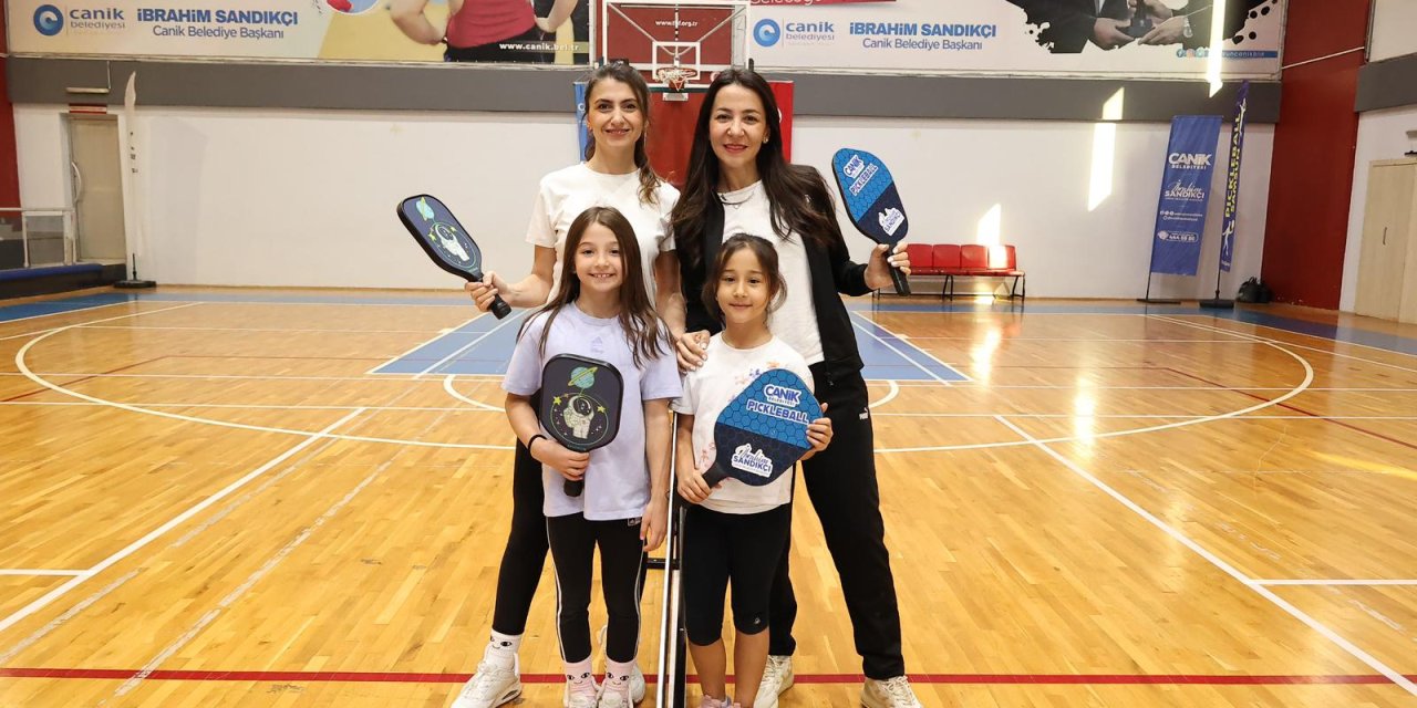Aileler Arası Pickleball Şampiyonası düzenlendi