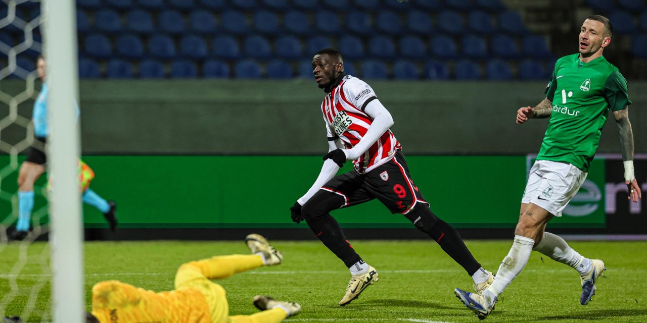 Taraftar Marius dedi