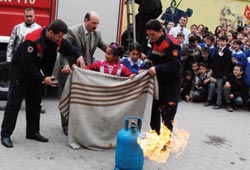 100. Yıl'da yangın tatbikatı