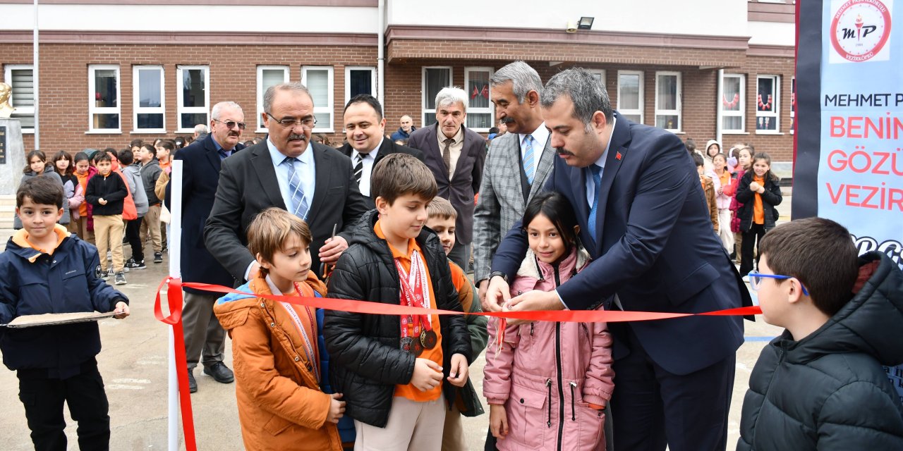 Öğrencilerin gözünden fotoğraf sergisi açıldı