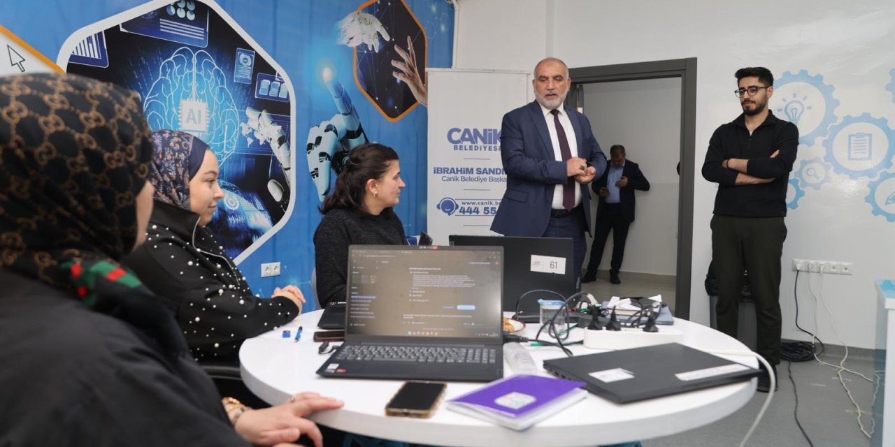 Canik'te kadınlar geleceğe hazırlanıyor