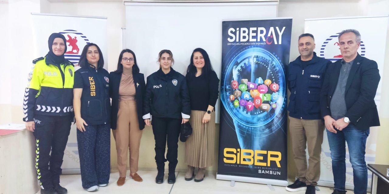 Öğrencilere bilgilendirme semineri düzenlendi