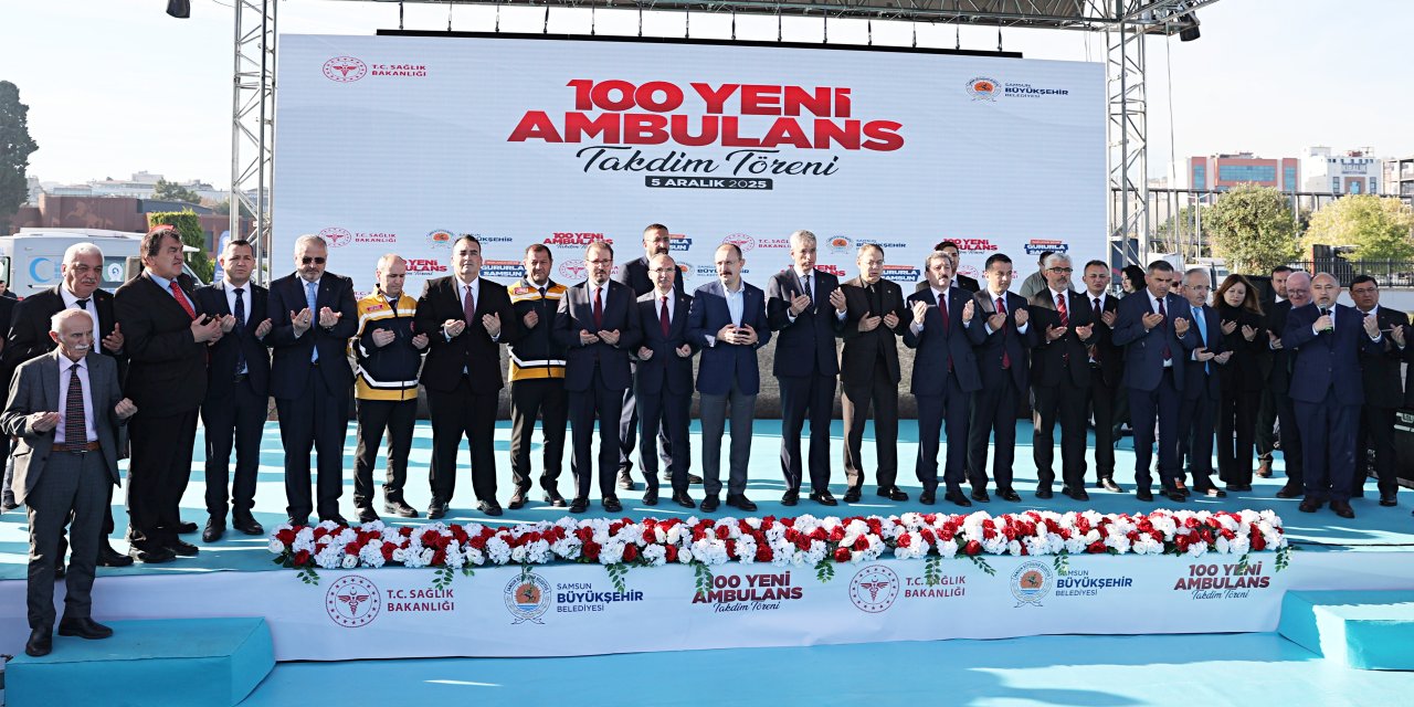 100 yeni ambulansın teslim töreni yapıldı