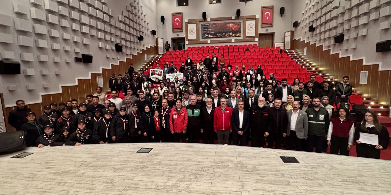 Samsun'da Gençlerle Söyleşi programı düzenlendi