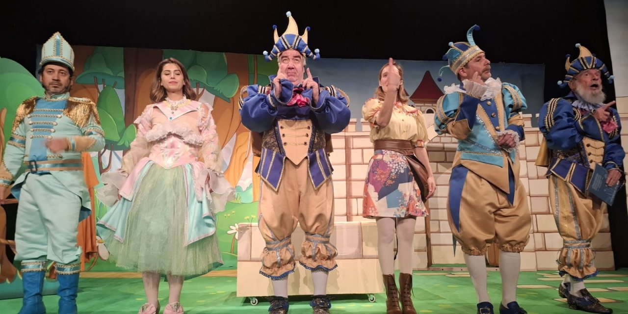 Samsun’da çocuklara ücretsiz tiyatro gösterimi