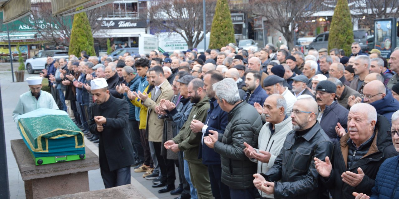 Eğitim gönüllüsü Gürpınar ailesinin acı günü