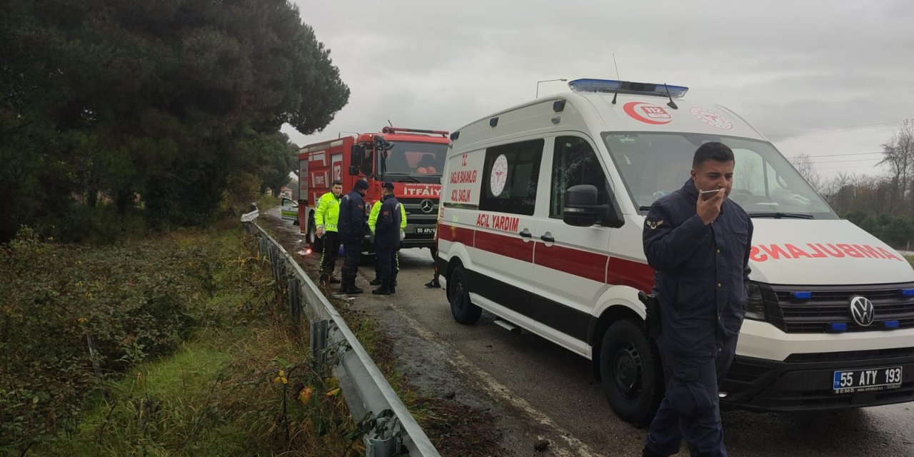 Samsun-Ordu kara yolunda şarampole devrildi