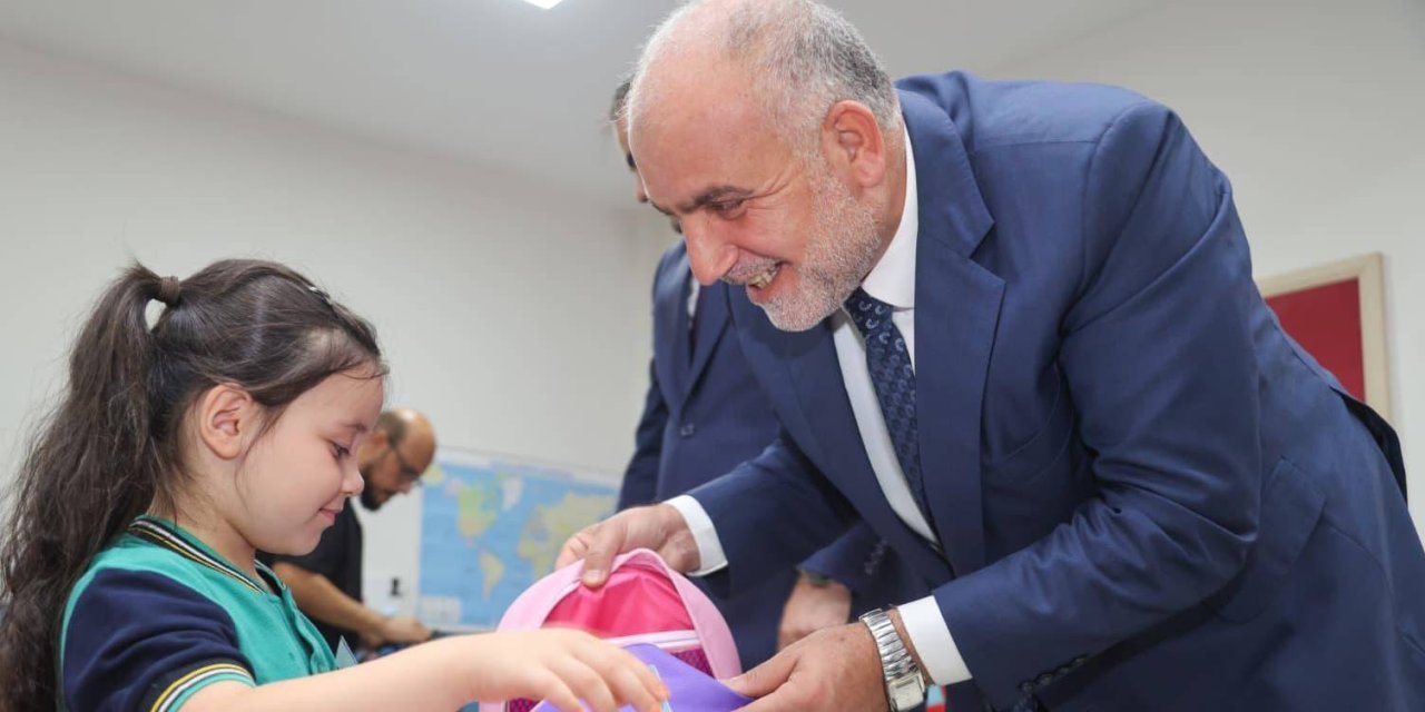 Öğrencilerimizin ve ailelerimizin yanındayız