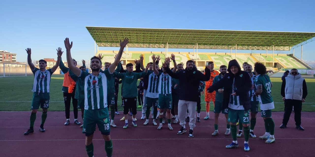 Çarşambaspor 3 puanı 3 golle aldı