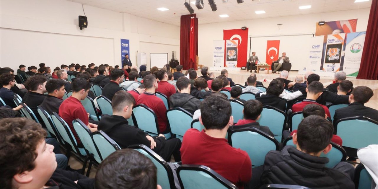 Öğrenciler sordu Başkan Sandıkçı cevapladı